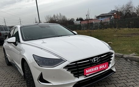 Hyundai Sonata VIII, 2021 год, 3 200 000 рублей, 6 фотография