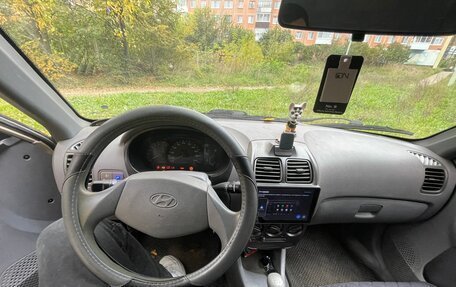 Hyundai Accent II, 2006 год, 277 000 рублей, 2 фотография