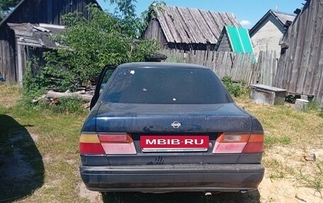 Nissan Primera II рестайлинг, 1992 год, 35 000 рублей, 4 фотография