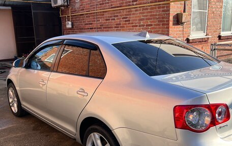 Volkswagen Jetta VI, 2008 год, 630 000 рублей, 5 фотография