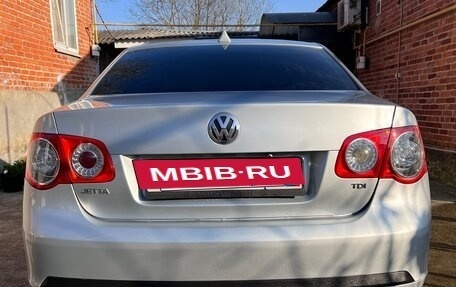 Volkswagen Jetta VI, 2008 год, 630 000 рублей, 2 фотография