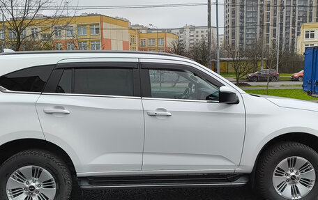 Isuzu MU-X, 2021 год, 5 100 000 рублей, 3 фотография