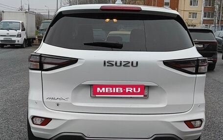 Isuzu MU-X, 2021 год, 5 100 000 рублей, 4 фотография