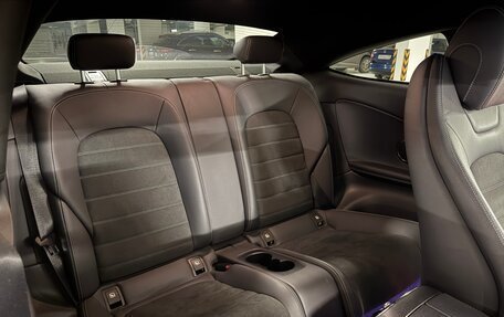 Mercedes-Benz C-Класс, 2018 год, 4 200 000 рублей, 13 фотография