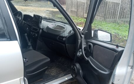 Chevrolet Niva I рестайлинг, 2007 год, 440 000 рублей, 8 фотография