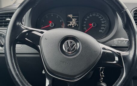 Volkswagen Polo VI (EU Market), 2015 год, 850 000 рублей, 1 фотография