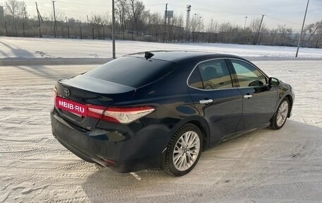 Toyota Camry, 2018 год, 2 500 000 рублей, 6 фотография