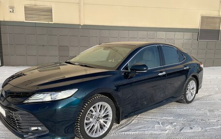 Toyota Camry, 2018 год, 2 500 000 рублей, 11 фотография