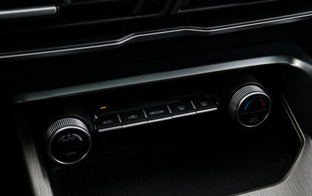 Geely Coolray I, 2022 год, 1 798 000 рублей, 20 фотография