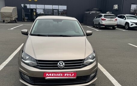 Volkswagen Polo VI (EU Market), 2015 год, 850 000 рублей, 10 фотография