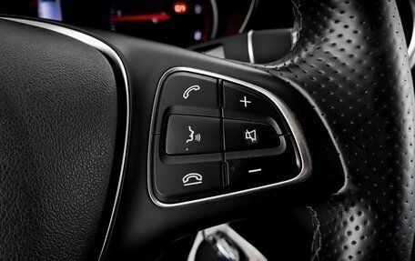 Mercedes-Benz V-Класс, 2018 год, 3 850 000 рублей, 4 фотография