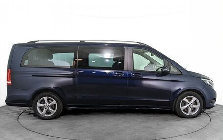 Mercedes-Benz V-Класс, 2018 год, 3 850 000 рублей, 17 фотография