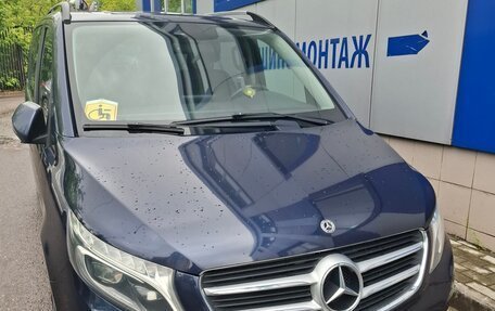 Mercedes-Benz V-Класс, 2018 год, 3 850 000 рублей, 20 фотография