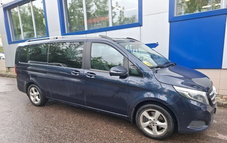 Mercedes-Benz V-Класс, 2018 год, 3 850 000 рублей, 21 фотография