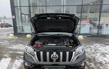 Toyota Land Cruiser Prado 150 рестайлинг 2, 2015 год, 3 669 000 рублей, 11 фотография