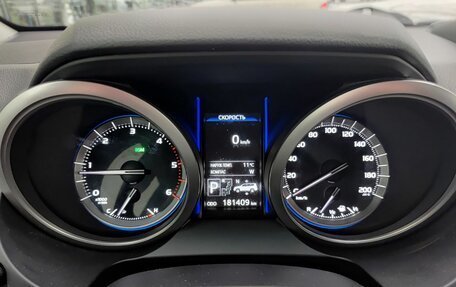 Toyota Land Cruiser Prado 150 рестайлинг 2, 2015 год, 3 669 000 рублей, 16 фотография