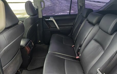 Toyota Land Cruiser Prado 150 рестайлинг 2, 2015 год, 3 669 000 рублей, 15 фотография