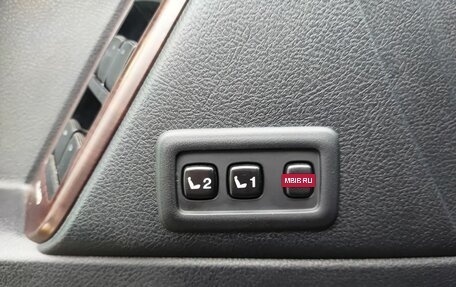 Toyota Land Cruiser Prado 150 рестайлинг 2, 2015 год, 3 669 000 рублей, 26 фотография