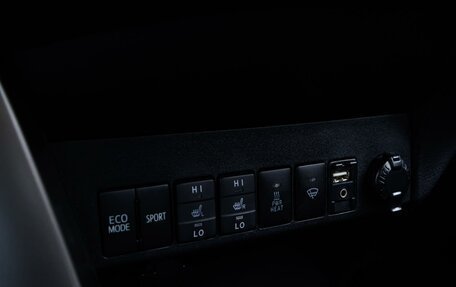 Toyota RAV4, 2015 год, 2 400 000 рублей, 16 фотография