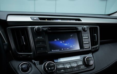 Toyota RAV4, 2015 год, 2 400 000 рублей, 13 фотография