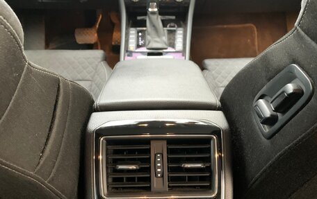 Skoda Superb III рестайлинг, 2018 год, 2 100 000 рублей, 11 фотография