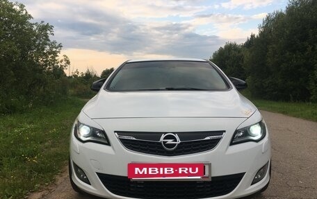 Opel Astra J, 2011 год, 895 000 рублей, 5 фотография