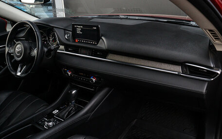 Mazda 6, 2019 год, 2 850 000 рублей, 7 фотография
