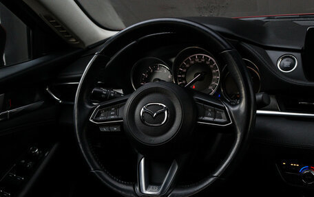 Mazda 6, 2019 год, 2 850 000 рублей, 13 фотография