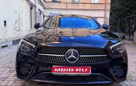 Mercedes-Benz E-Класс, 2020 год, 5 700 000 рублей, 1 фотография