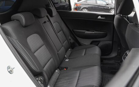 KIA Sportage IV рестайлинг, 2018 год, 1 890 000 рублей, 7 фотография