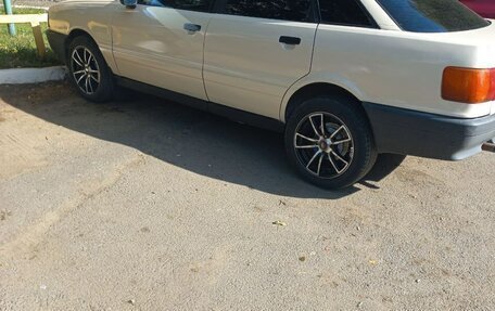 Audi 80, 1988 год, 210 000 рублей, 2 фотография