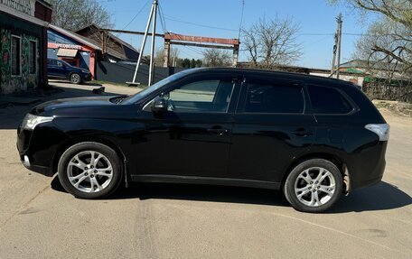 Mitsubishi Outlander III рестайлинг 3, 2012 год, 1 200 000 рублей, 4 фотография