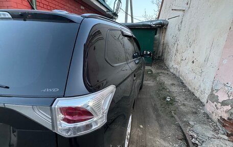 Mitsubishi Outlander III рестайлинг 3, 2012 год, 1 200 000 рублей, 9 фотография