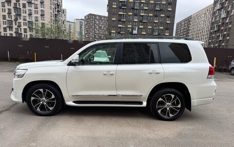 Toyota Land Cruiser 200, 2019 год, 7 300 000 рублей, 5 фотография