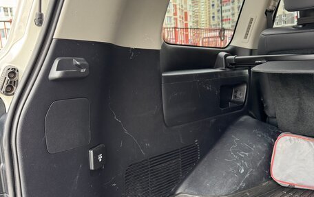 Toyota Land Cruiser 200, 2019 год, 7 300 000 рублей, 13 фотография