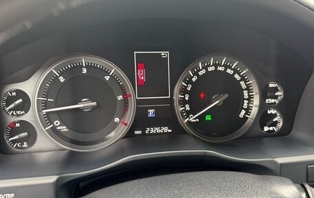 Toyota Land Cruiser 200, 2019 год, 7 300 000 рублей, 23 фотография