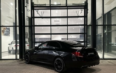 Mercedes-Benz E-Класс, 2017 год, 1 940 000 рублей, 2 фотография