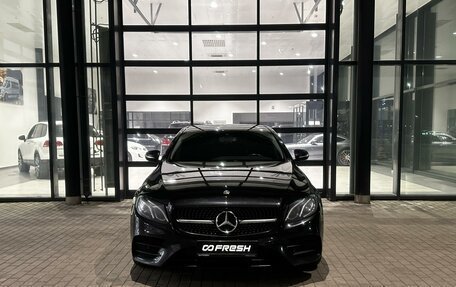 Mercedes-Benz E-Класс, 2017 год, 1 940 000 рублей, 3 фотография