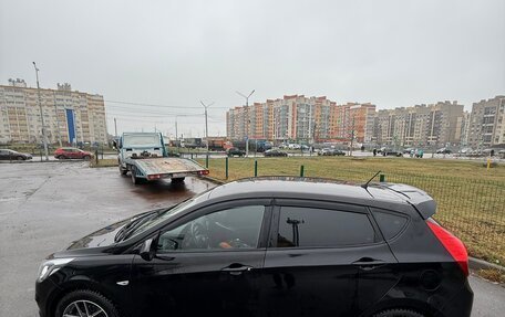 Hyundai Solaris II рестайлинг, 2015 год, 850 000 рублей, 10 фотография