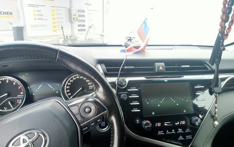 Toyota Camry, 2018 год, 2 580 000 рублей, 7 фотография