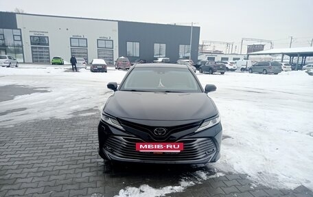 Toyota Camry, 2018 год, 2 580 000 рублей, 9 фотография