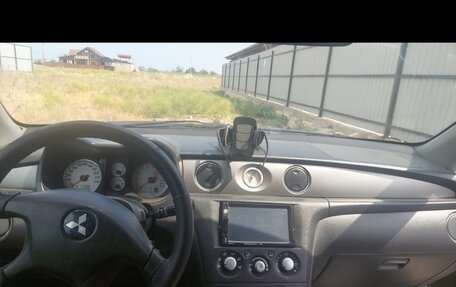 Mitsubishi Outlander III рестайлинг 3, 2004 год, 420 000 рублей, 5 фотография