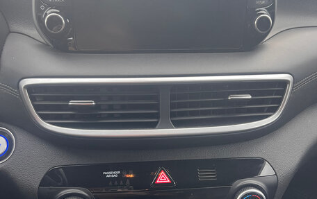 Hyundai Tucson III, 2020 год, 2 390 000 рублей, 34 фотография