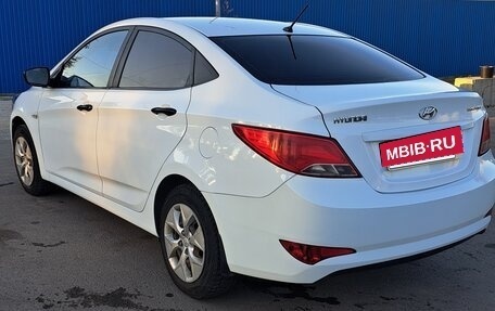 Hyundai Solaris II рестайлинг, 2014 год, 690 000 рублей, 3 фотография