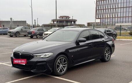 BMW 5 серия, 2021 год, 5 499 000 рублей, 2 фотография