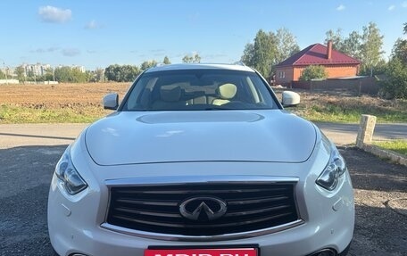 Infiniti QX70, 2015 год, 2 600 000 рублей, 3 фотография