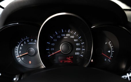 KIA Rio III рестайлинг, 2017 год, 898 000 рублей, 10 фотография