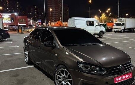 Volkswagen Polo VI (EU Market), 2015 год, 600 000 рублей, 1 фотография