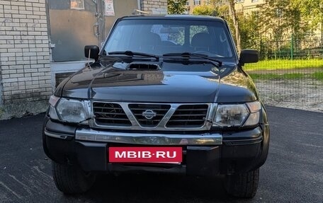 Nissan Patrol, 2001 год, 999 000 рублей, 2 фотография