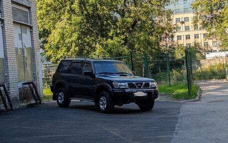 Nissan Patrol, 2001 год, 999 000 рублей, 3 фотография